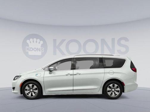 2018 Chrysler Pacifica Hybrid Limited