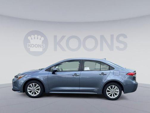 2025 Toyota Corolla Hybrid LE