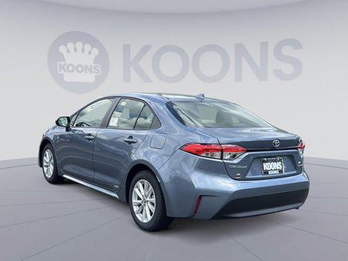 2025 Toyota Corolla Hybrid LE