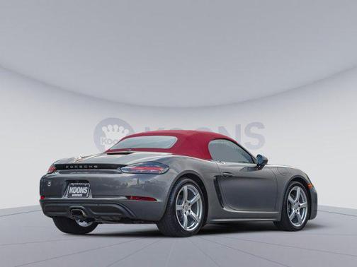 2023 Porsche 718 Boxster T