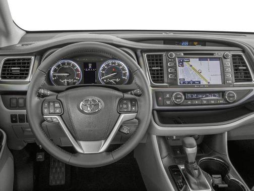 Silver Sky Metallic 2016 Toyota Highlander XLE