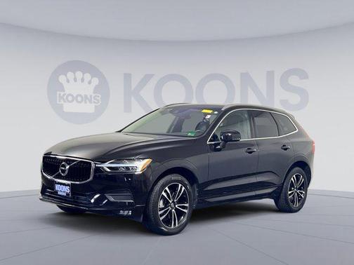 2021 Volvo XC60 T5 Momentum