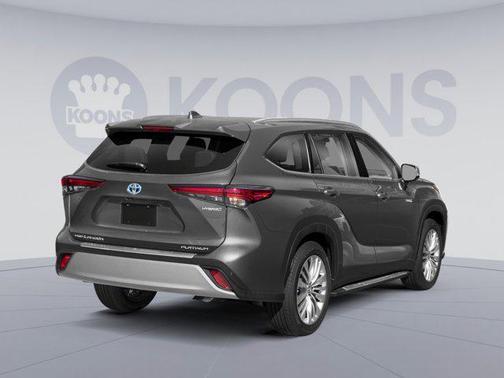 2022 Toyota Highlander Hybrid Platinum