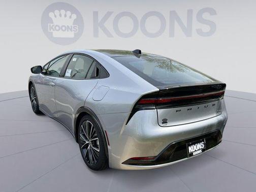 2025 Toyota Prius XLE