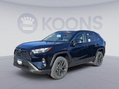 2025 Toyota RAV4 Hybrid XLE Premium