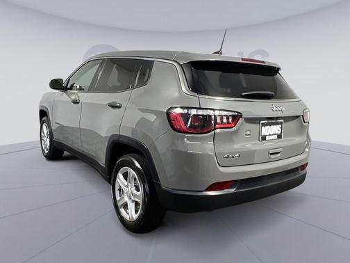 Sting-Gray Clearcoat 2023 Jeep Compass Sport