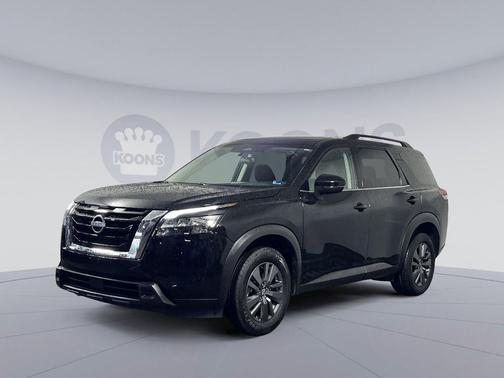 Super Black 2024 Nissan Pathfinder SV FWD