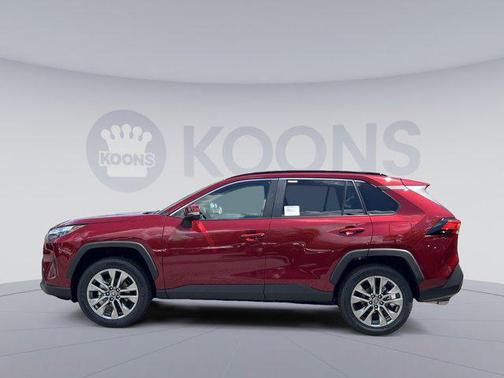 2025 Toyota RAV4 XLE Premium