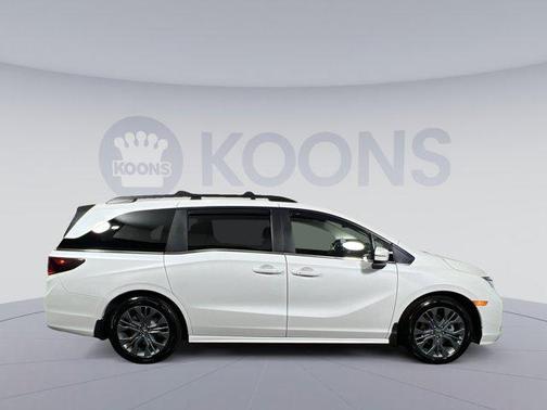 2025 Honda Odyssey Touring