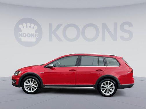 2017 Volkswagen Golf Alltrack TSI S