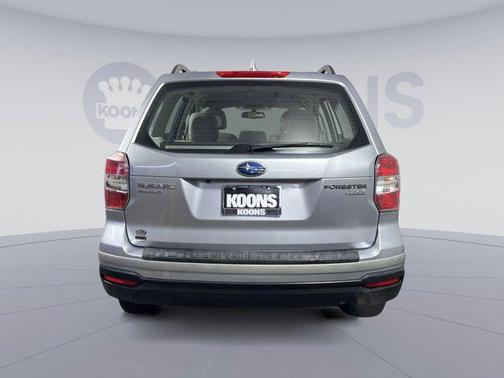 2016 Subaru Forester 2.5i