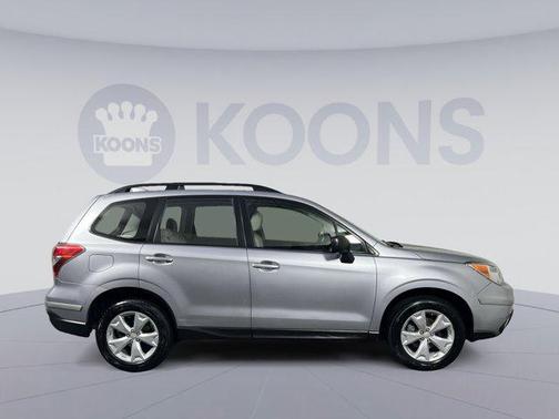 2016 Subaru Forester 2.5i