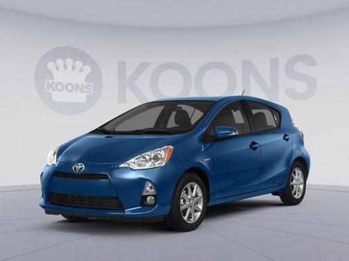 2014 Toyota Prius c Three