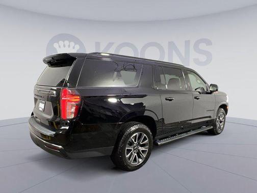 2022 Chevrolet Suburban 4WD Z71