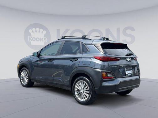 2021 Hyundai KONA SEL Plus
