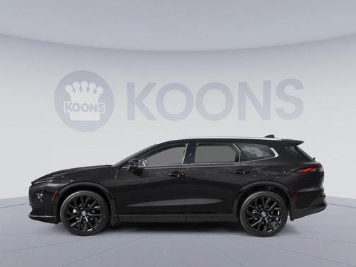 Black 2026 Toyota Crown Signia Limited