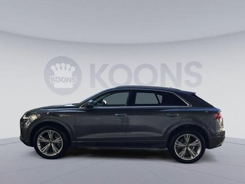 2022 Audi Q8 55 Premium Plus