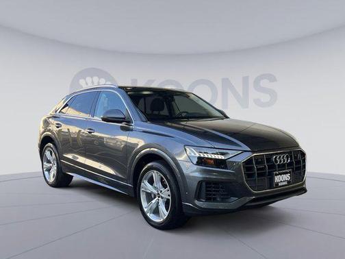 2022 Audi Q8 55 Premium Plus