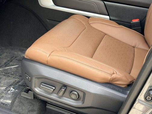 2025 Toyota Sequoia Base
