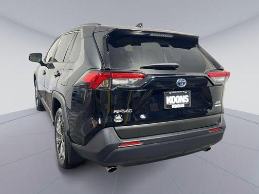 2023 Toyota RAV4 Hybrid XLE Premium