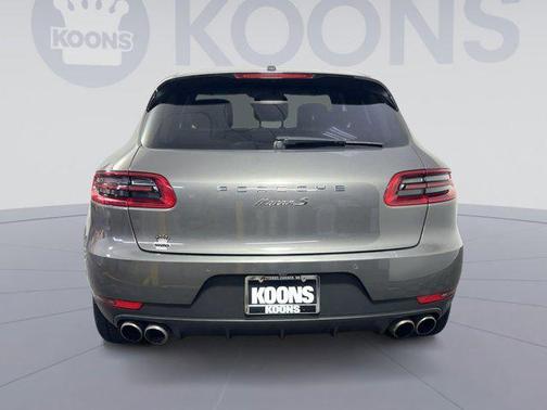 2016 Porsche Macan S