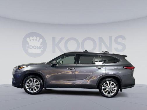2022 Toyota Highlander Limited