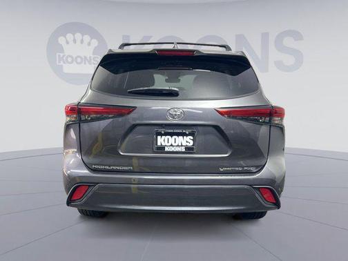 2022 Toyota Highlander Limited