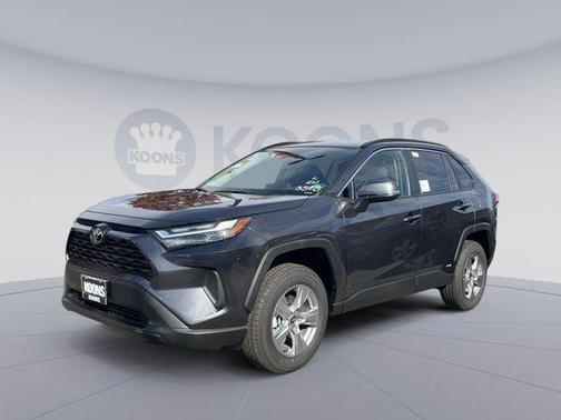2025 Toyota RAV4 Hybrid XLE