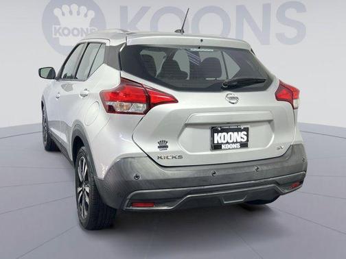 2020 Nissan Kicks SV