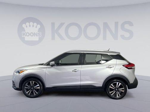 2020 Nissan Kicks SV