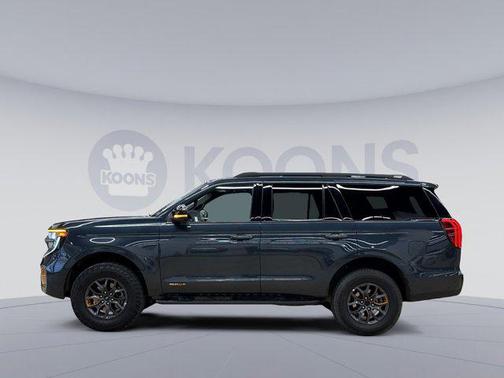 STONE BLUE METALLIC 2025 Ford Expedition Tremor