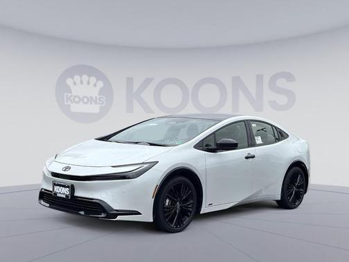 2025 Toyota Prius L