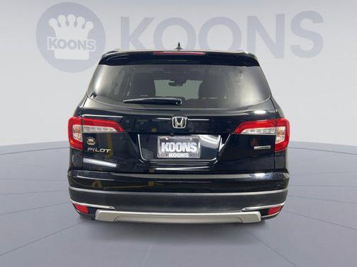 2019 Honda Pilot Touring 8-Passenger