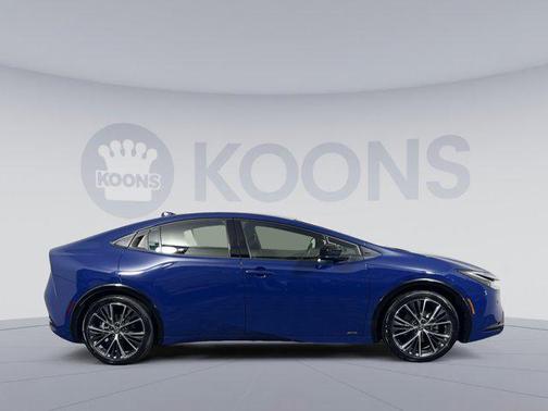 2024 Toyota Prius XLE
