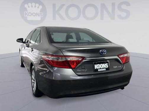 2017 Toyota Camry Hybrid LE