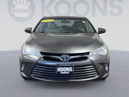 2017 Toyota Camry Hybrid LE