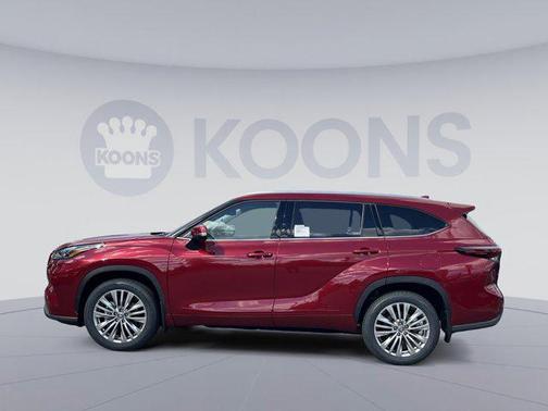 2025 Toyota Highlander Platinum