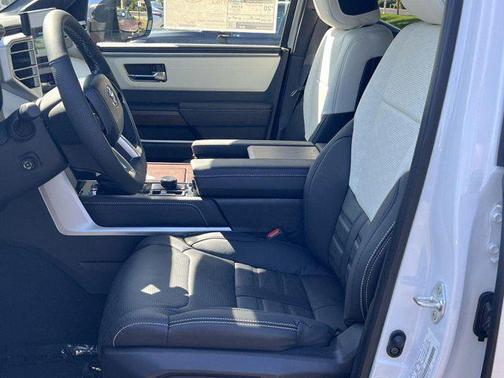 2025 Toyota Sequoia Base