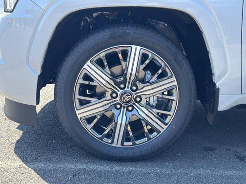 2025 Toyota Sequoia Base