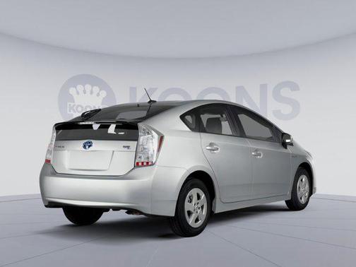 2010 Toyota Prius II