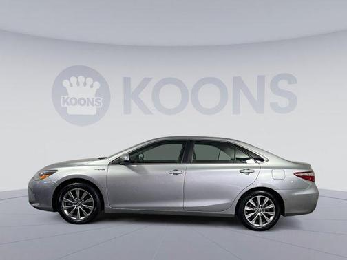 2017 Toyota Camry Hybrid XLE
