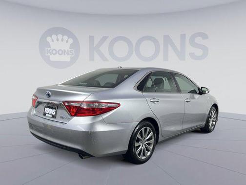 2017 Toyota Camry Hybrid XLE