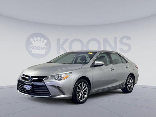 2017 Toyota Camry Hybrid XLE