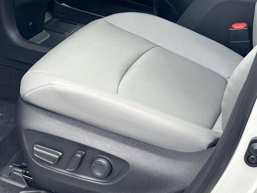 2025 Toyota Sienna XLE 7 Passenger