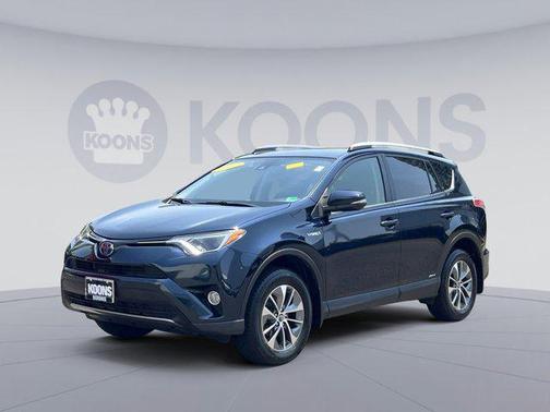 2017 Toyota RAV4 Hybrid XLE
