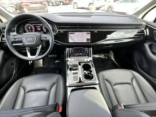 2024 Audi Q7 55 Premium Plus