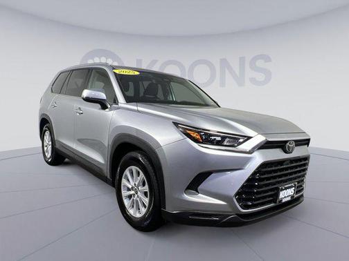 Celestial Silver Metallic 2025 Toyota Grand Highlander XLE