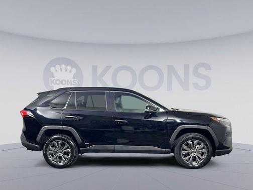 2022 Toyota RAV4 Hybrid Limited