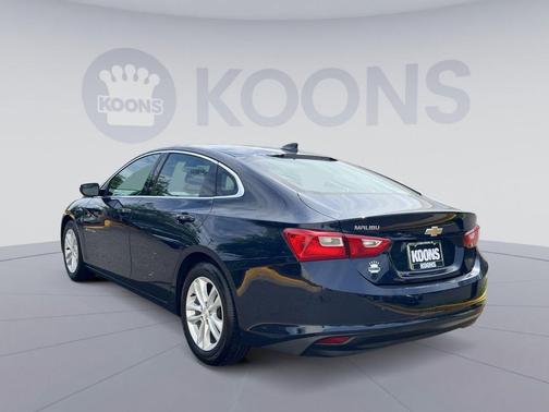 Blue Velvet Metallic 2018 Chevrolet Malibu LT