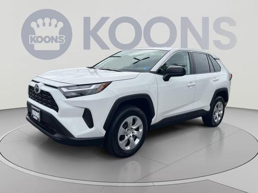 Ice Cap 2025 Toyota RAV4 LE